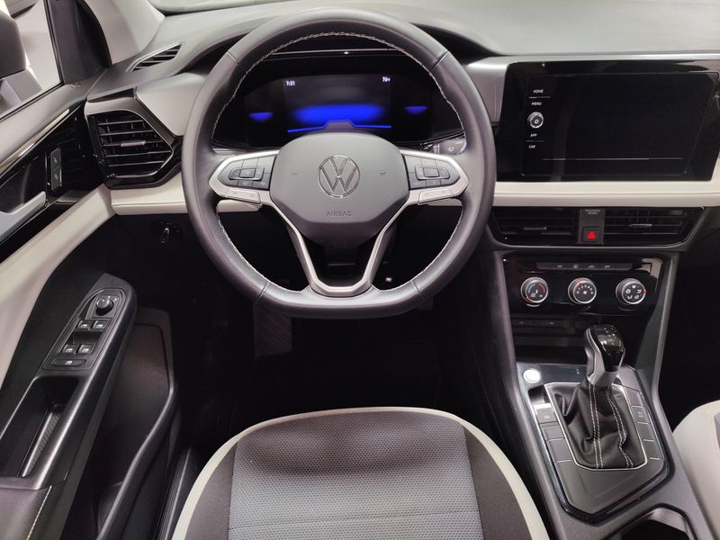 Used 2025 Volkswagen Taos SImage 15
