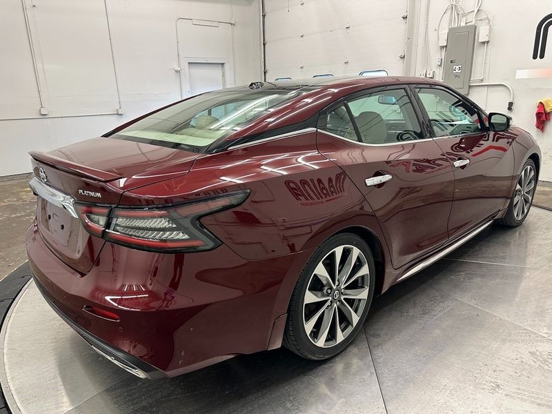 2021 Nissan Maxima PlatinumImage 16