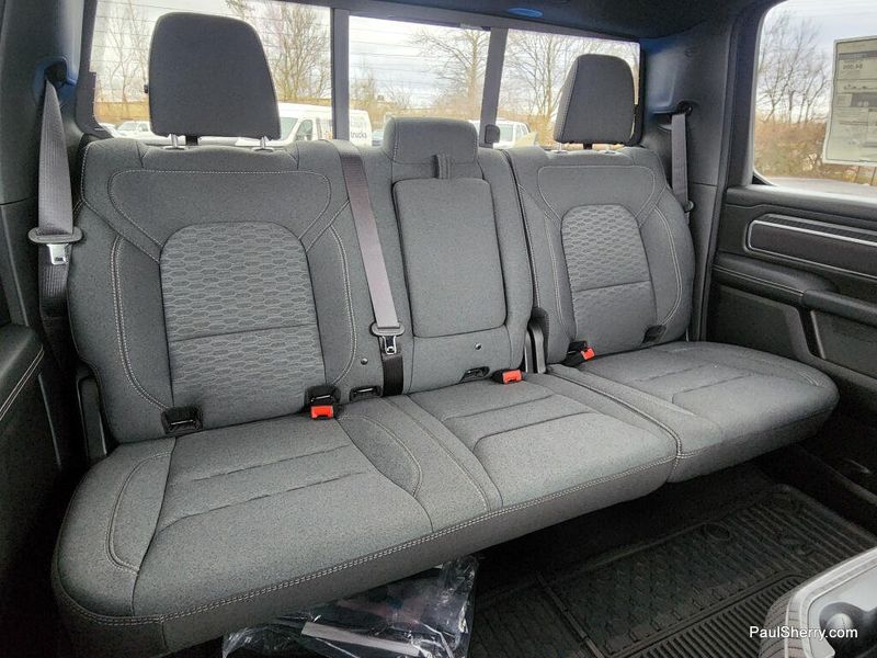 New 2026 RAM 1500 Big Horn Crew Cab 4x4 5'7' Box