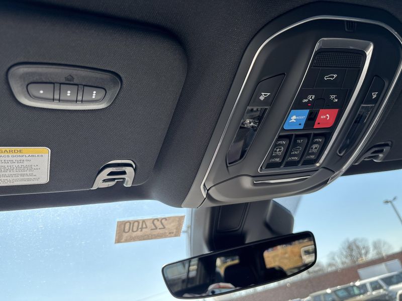 2026 Jeep Grand Wagoneer Limited Reserve 4x4Image 48