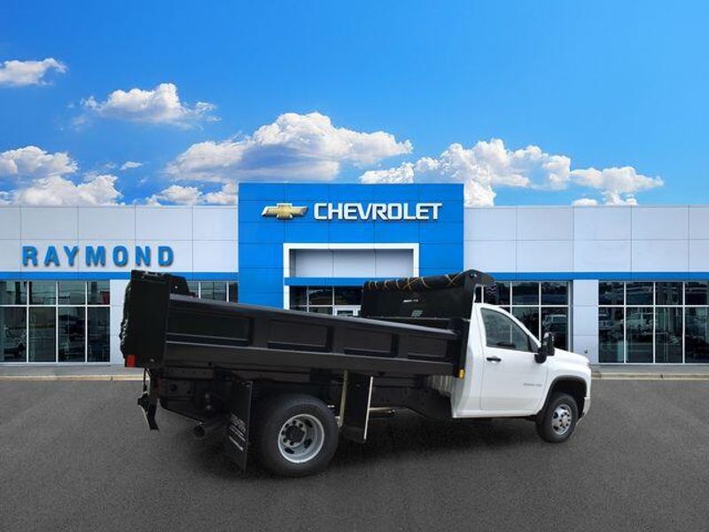 New 2026 Chevrolet Silverado 3500HD Work TruckImage 4