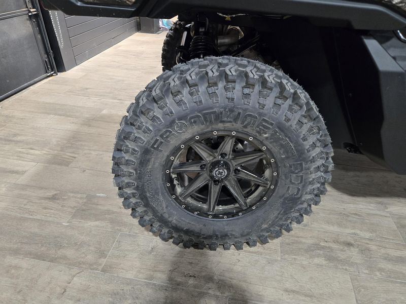2025 Can-Am DEFENDER MAX LIMITED CAB HD10 WILDLAND CAMO Image 20