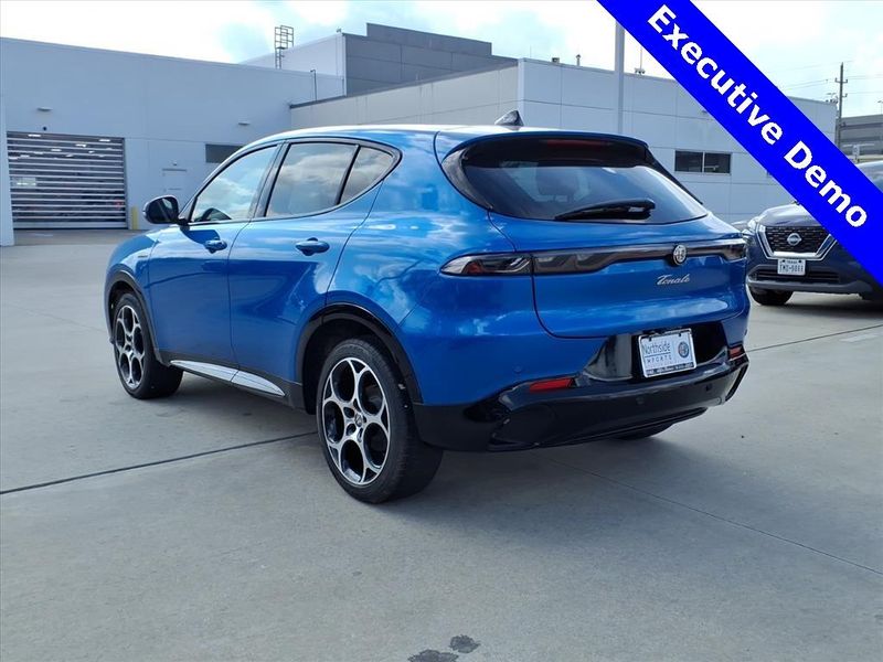 New 2025 Alfa Romeo Tonale AwdImage 9