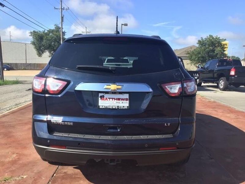 2017 Chevrolet Traverse LTImage 4