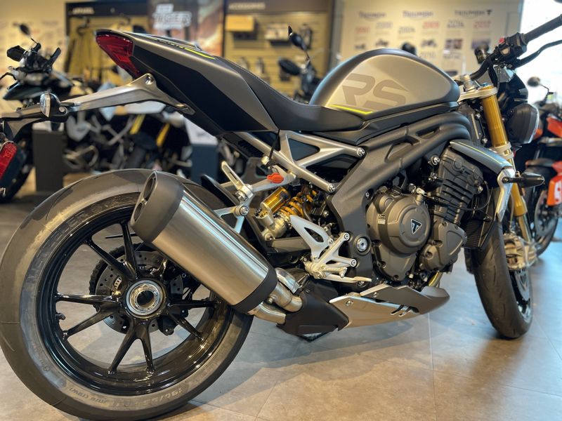2022 Triumph SPEED TRIPLE RSImage 3