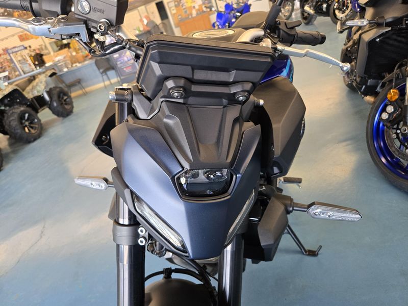 2025 Yamaha MT07 TEAM BLUE Image 12
