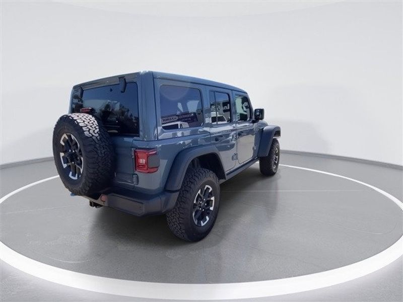 2024 Jeep Wrangler 4-door Rubicon 4xeImage 8