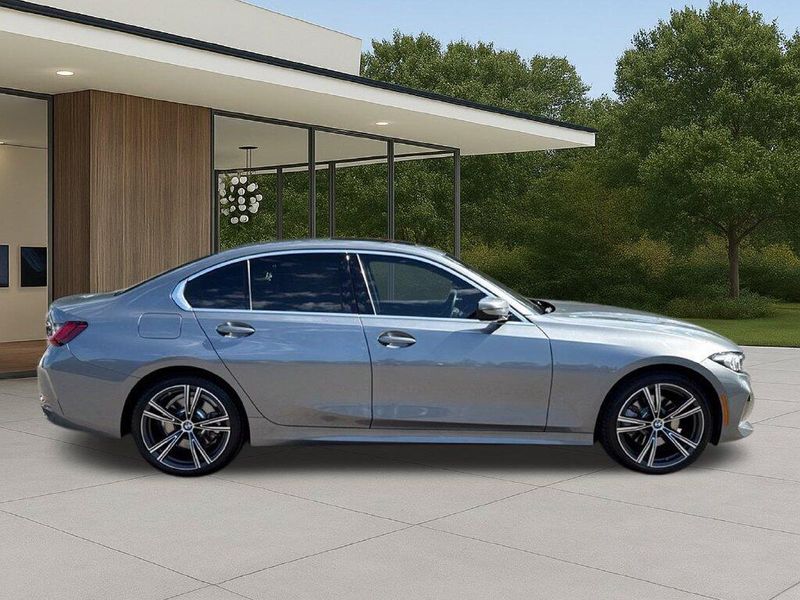 Used 2024 BMW 3 Series 330iImage 7