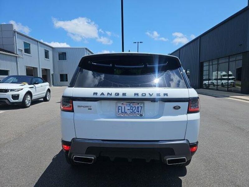 2022 Land Rover Range Rover Sport HSE Silver Edition