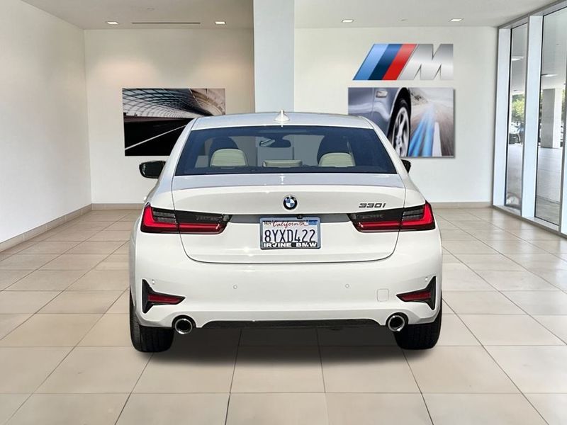 2022 BMW 3 Series 330iImage 6