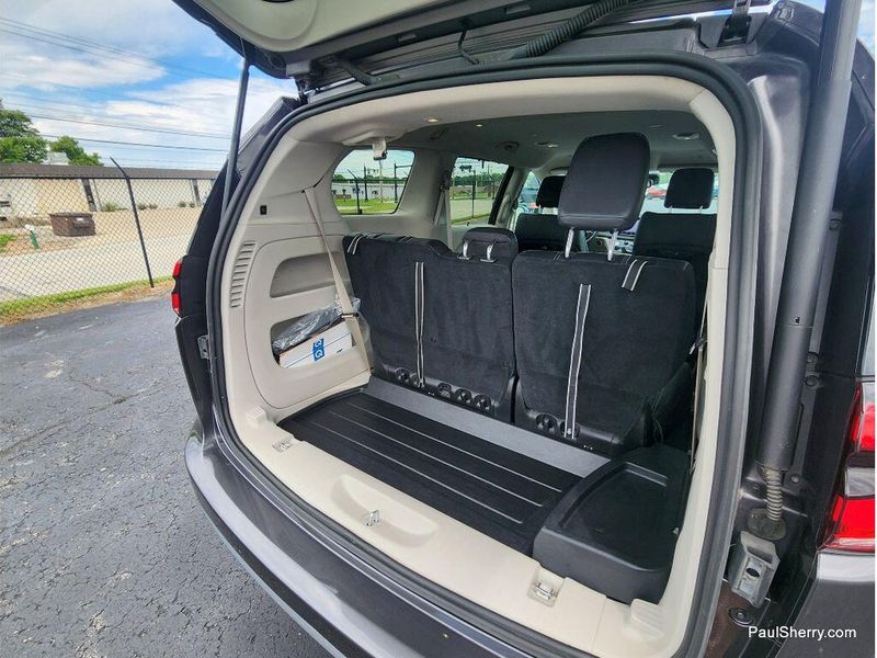 Used 2022 Chrysler Pacifica Touring L