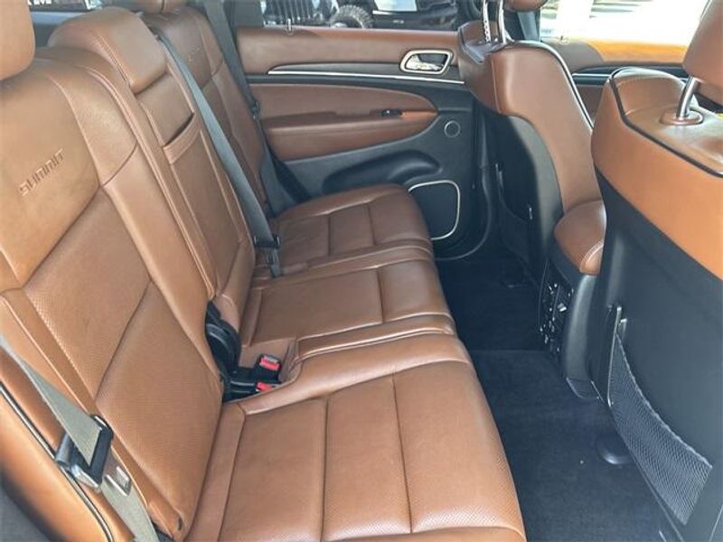 Used 2016 Jeep Grand Cherokee SummitImage 14