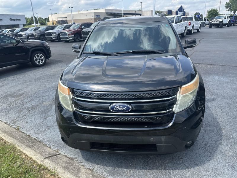 2014 Ford Explorer LimitedImage 2