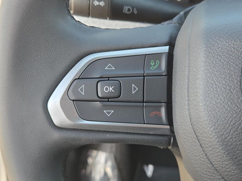 Used 2024 Jeep Compass Latitude 4x4