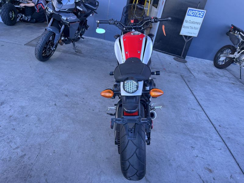 Used 2021 Yamaha XSR900 Image 18