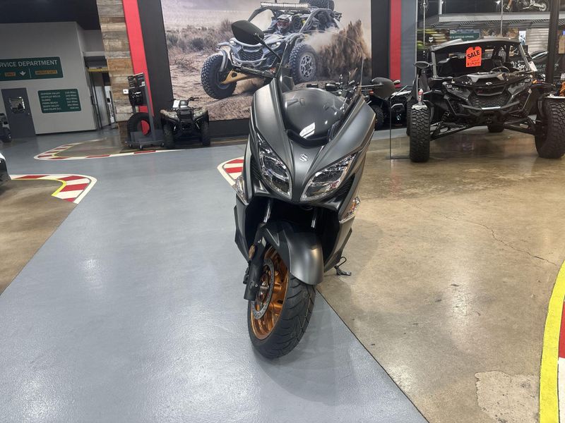 New 2027 Suzuki BURGMAN 400 Image 13