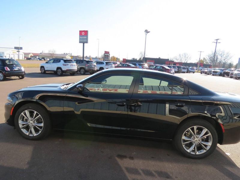 2023 Dodge Charger SXT AWD 4dr SedanImage 6