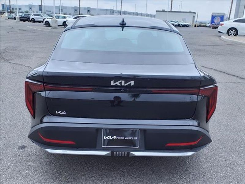 2025 Kia K4 LXSImage 5