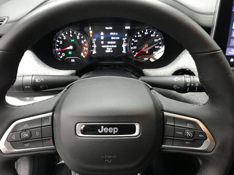 2023 Jeep Compass Latitude LuxImage 7