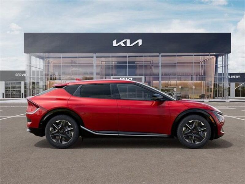 2025 Kia EV6 WindImage 7