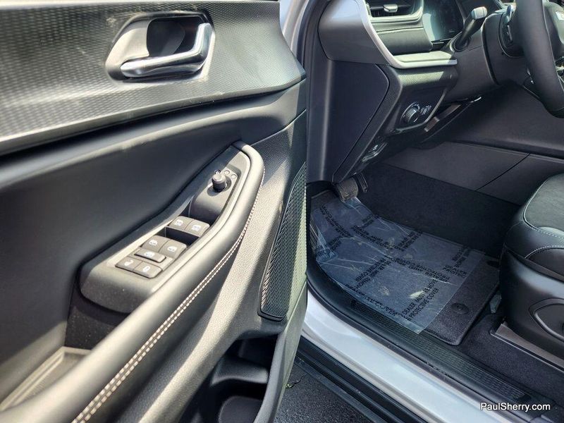 2025 Jeep Grand Cherokee L Altitude X 4x4Image 13
