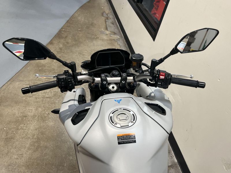 New 2025 Yamaha MT-10 Image 14