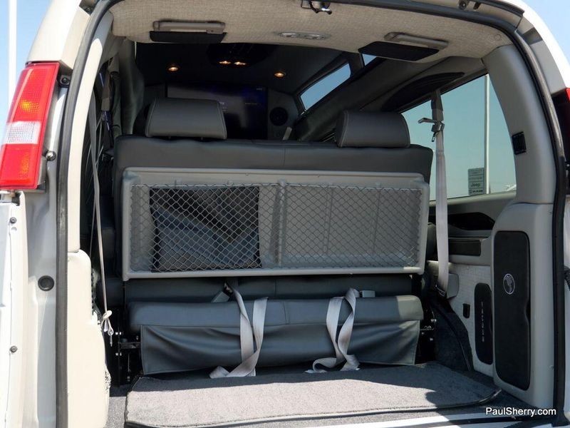 2023 Chevrolet Express Cargo Image 16