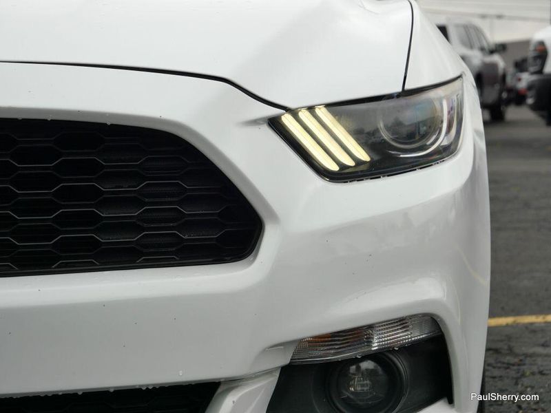 2017 Ford Mustang EcoBoost PremiumImage 19