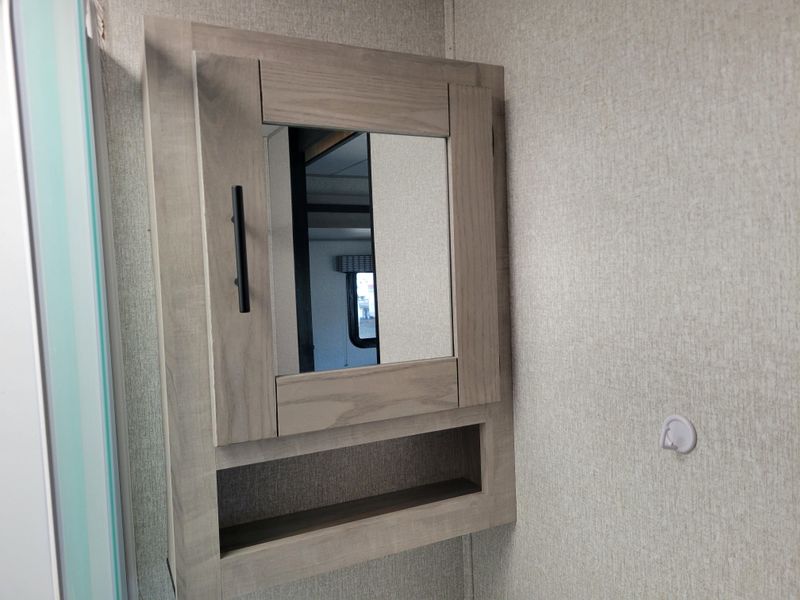 Used 2022 KZ CONNECT 272FK Image 24