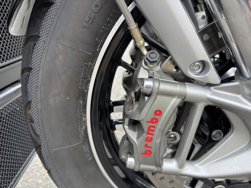 2023 Triumph Rocket III - GT Chrome Edition - DIABLO RED 
