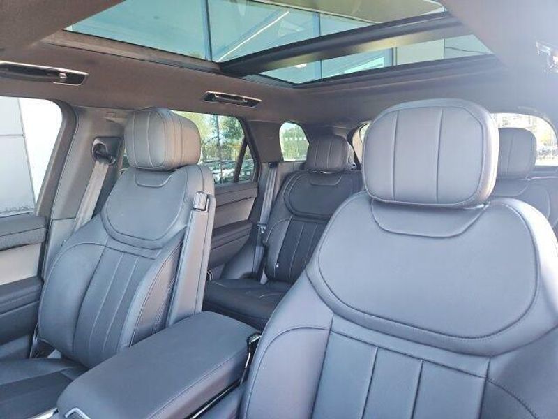 2025 Land Rover Range Rover Sport Dynamic SE