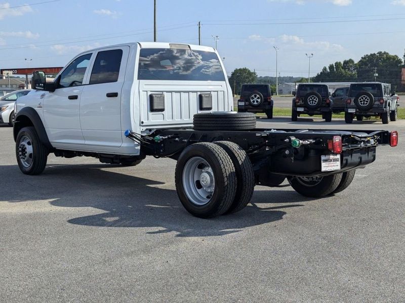 2024 RAM 5500 Tradesman Chassis Crew Cab 4x4 60