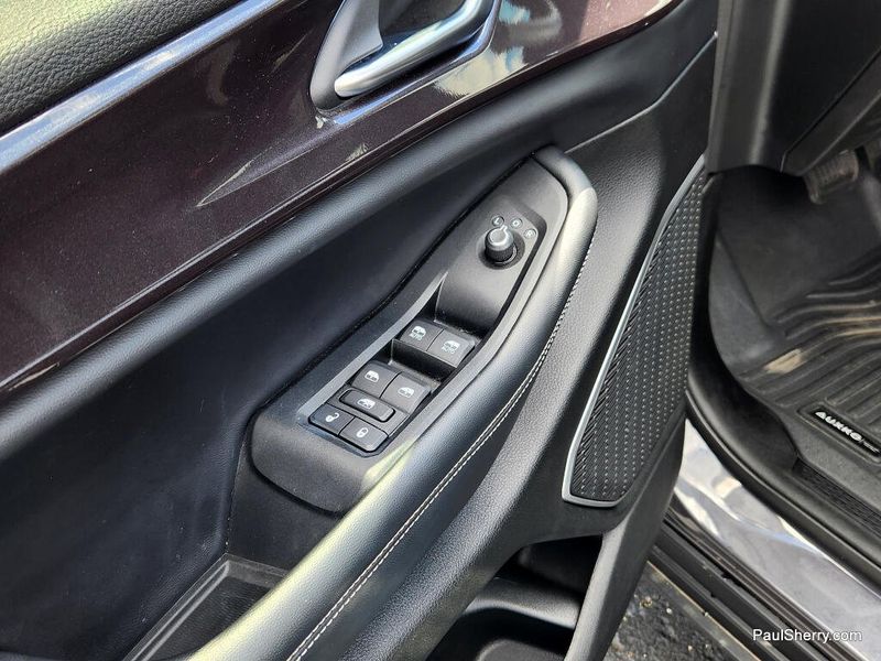 Used 2022 Jeep Grand Cherokee Altitude