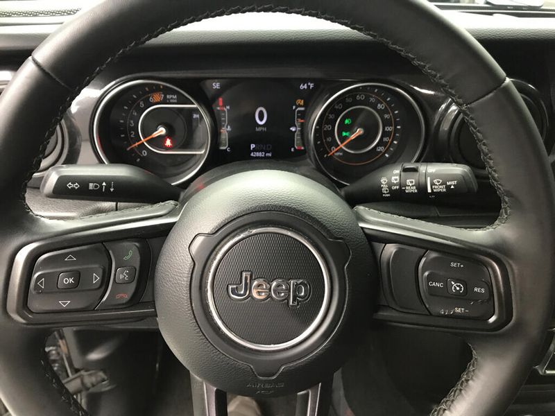 Used 2021 Jeep Wrangler Unlimited Sport AltitudeImage 12