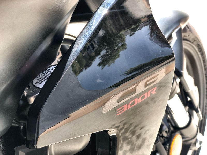 New 2026 Honda CB300R ABS Image 27