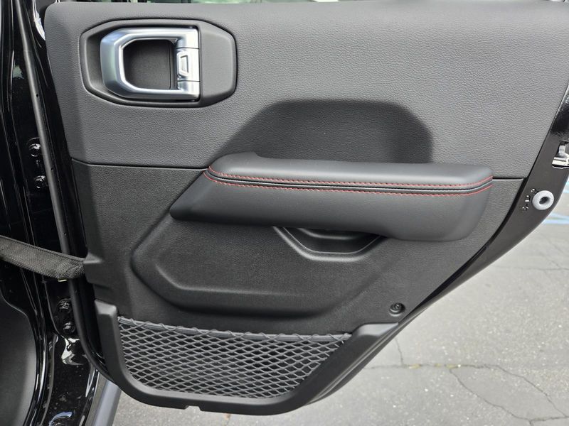 New 2026 Jeep Wrangler 4-door Rubicon X