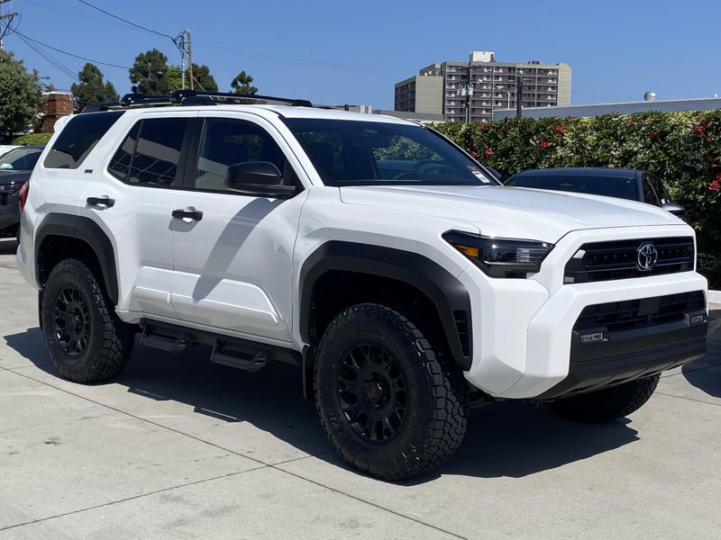 2025 Toyota 4Runner Image 2