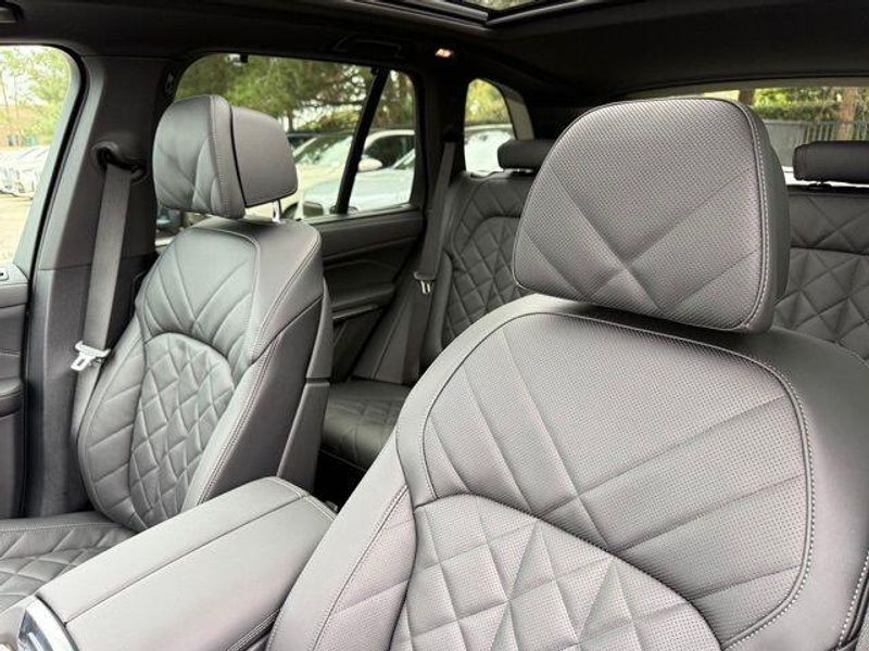 New 2026 BMW X5 xDrive40iImage 19