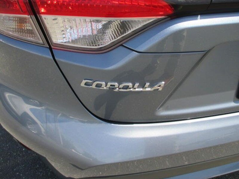 2022 Toyota Corolla LEImage 11
