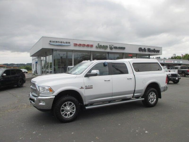 2015 RAM 3500 LaramieImage 29