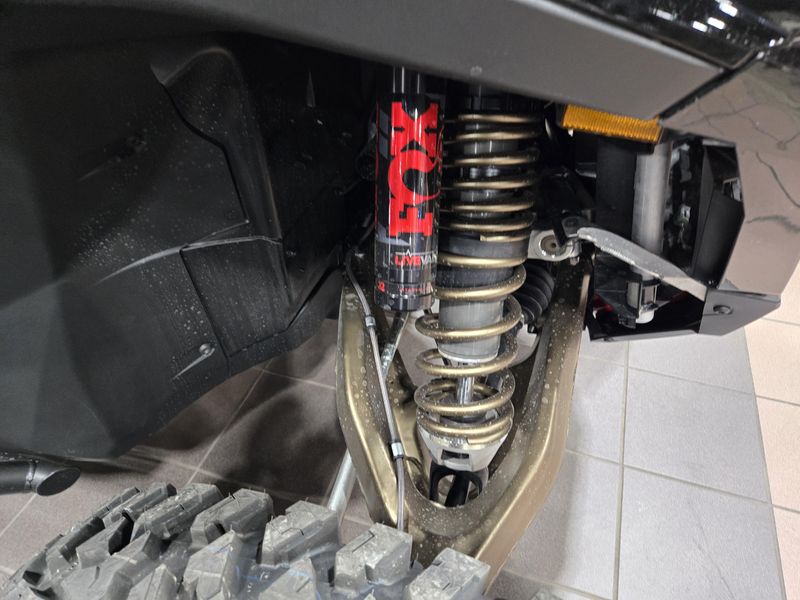 NEW 2025 POLARIS RZR PRO R 4 ULTIMATE Image 27
