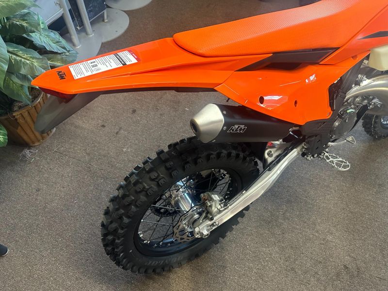 New 2025 KTM 150 XC-W Image 9
