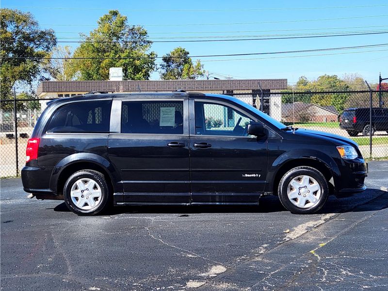 Used 2012 Dodge Grand Caravan SE