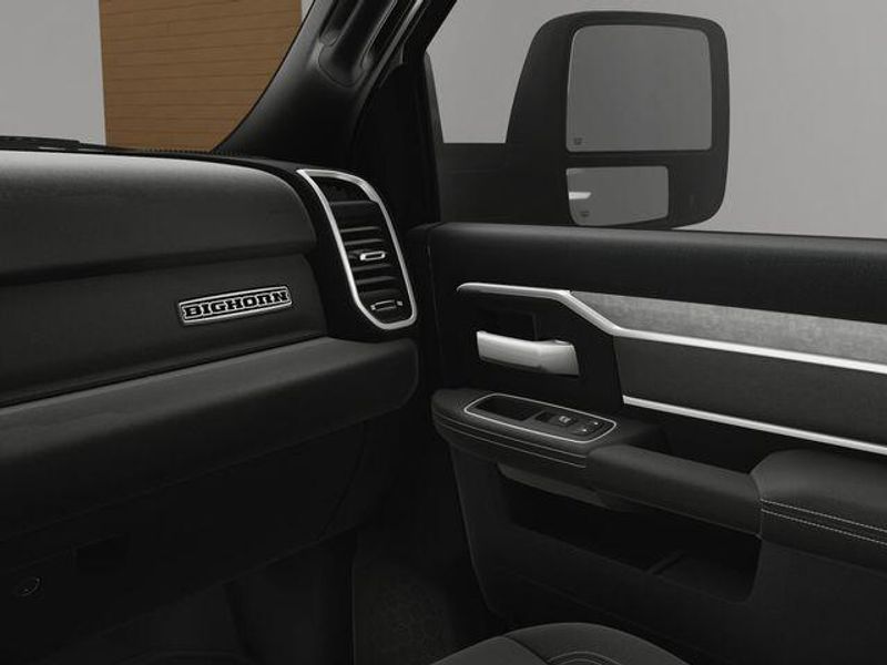 New 2024 RAM 2500 Big Horn Crew Cab 4x4 8