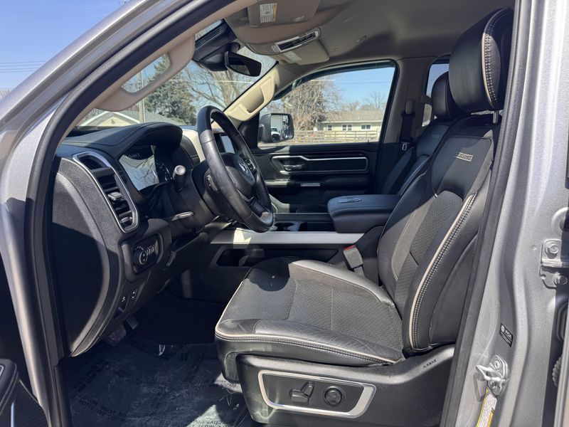 2021 RAM 1500 LaramieImage 9