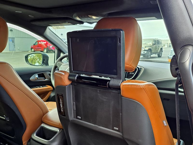 Used 2026 Chrysler Pacifica Pinnacle