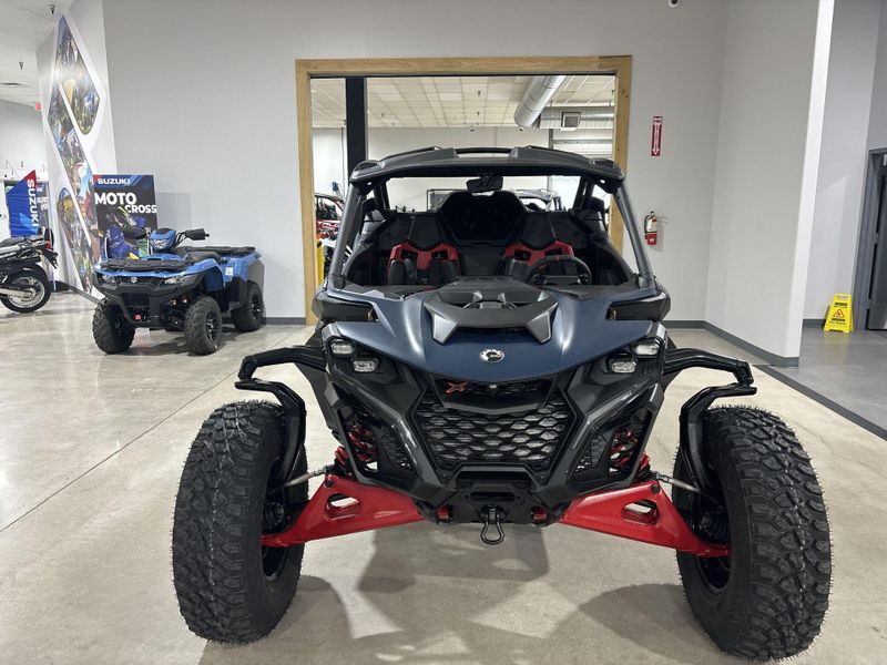 New 2026 Can-Am MAVERICK R X RS WITH SMART-SHOX 999T DCT Image 10