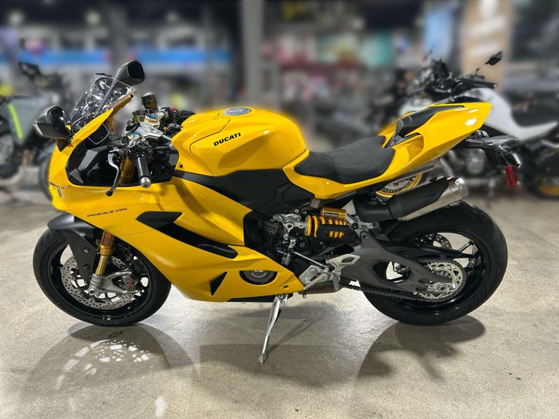 New 2026 Ducati PANIGALE V2 S Image 18
