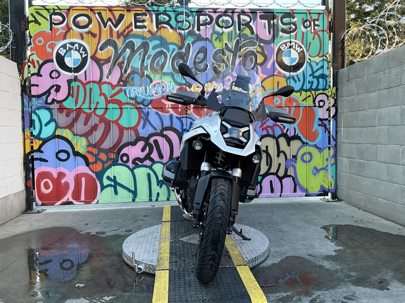 2025 BMW R 1300 GS Image 1