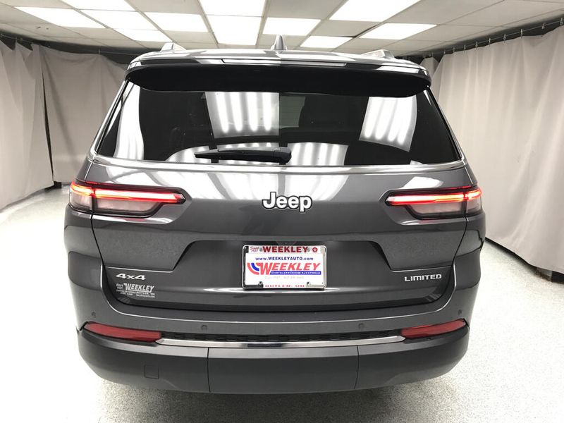 Used 2024 Jeep Grand Cherokee L LimitedImage 21